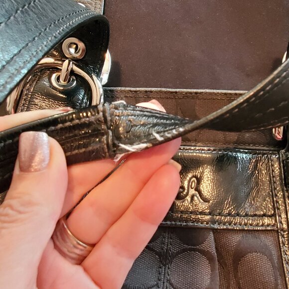 Coach Soho Signature Black Canvas & Leather Tote - Picture 10 of 16